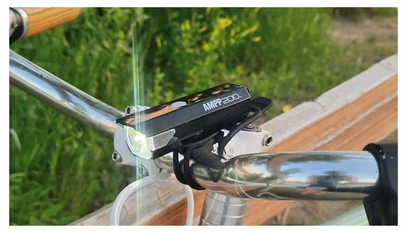 Cateye AMPP 200/VIZ 100 Light Set Black-2