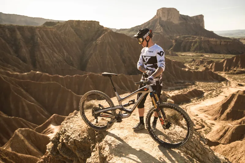 SDG Tellis Dropper Seatpost Black-11