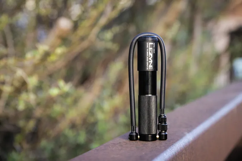 Lezyne CNC Tubeless Drive Hand Pump Black-10