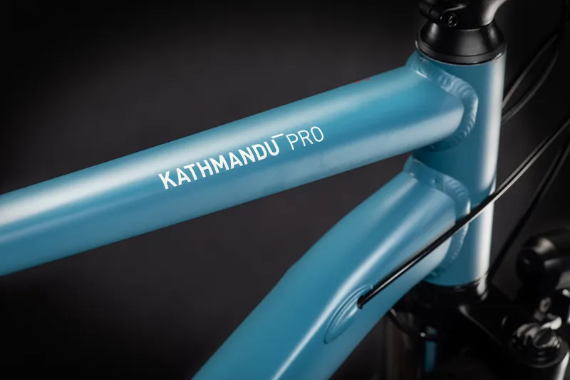 Cube Kathmandu Pro Hybrid/Touring Bike 2021 Blue/Red-4