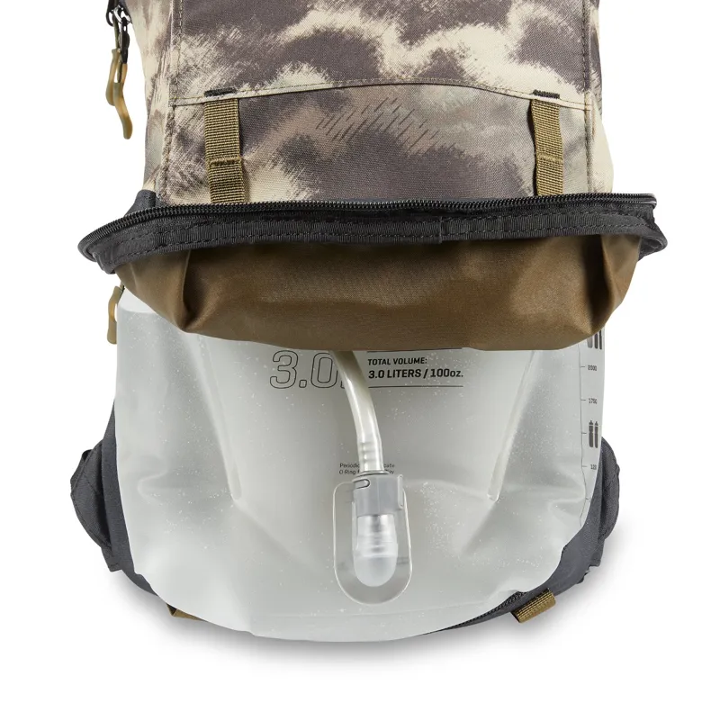Dakine Drafter 10L Hydration Backpack Ashcroft Camo-4