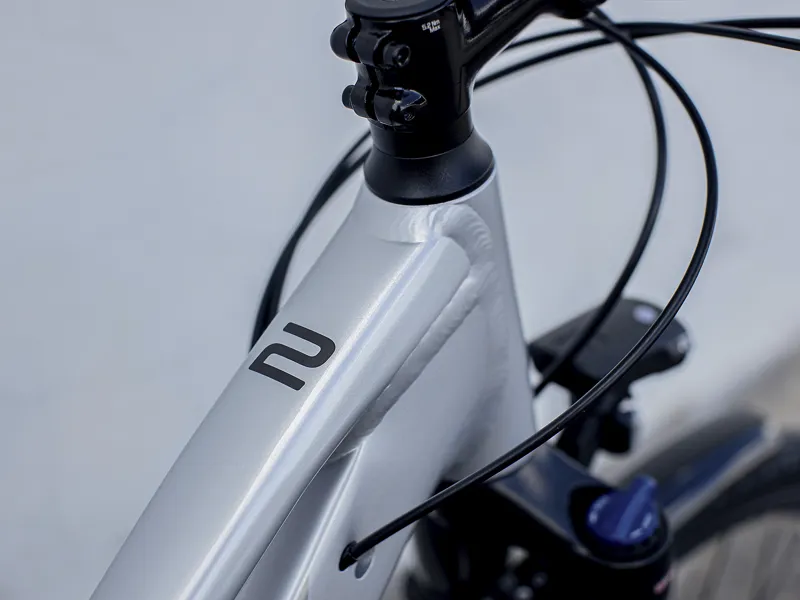 Trek Dual Sport 2 Equipped Staggered Hybrid Bike 2021 Quicksilver-1