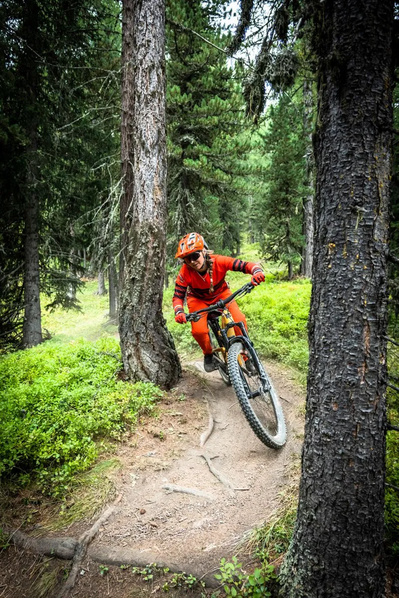 Endura MT500 SuperCraft LS Womens Tee LTD Paprika-4