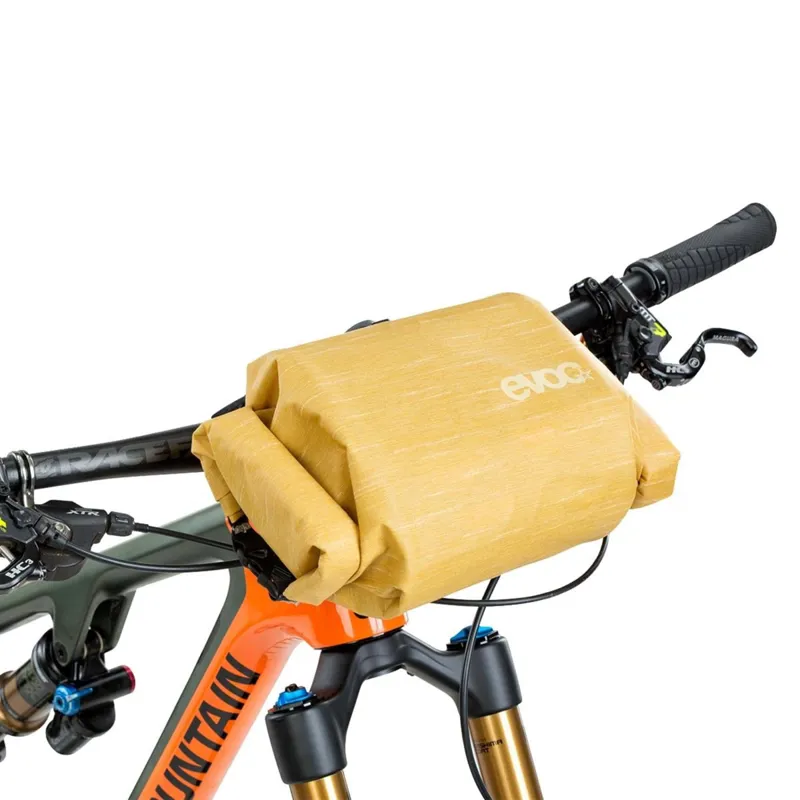 Evoc Handlebar Pack Boa 5L Loam-4