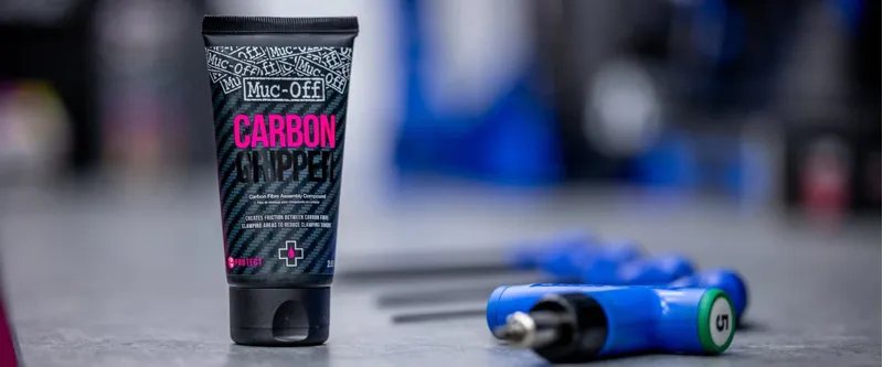 Muc-Off Carbon Gripper 75g-1