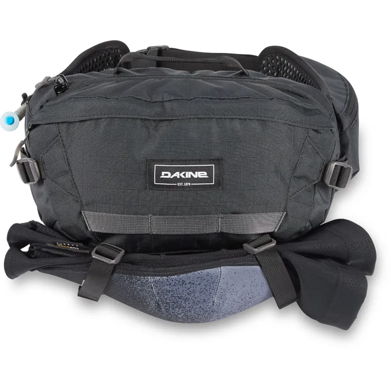Dakine Hot Laps 5L Lumbar Pack Black-4