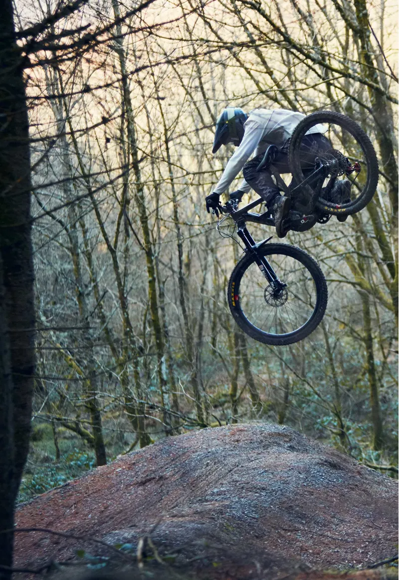 Cannondale Habit Carbon SE 12spd Mountain Bike 2021 Rainbow Trout-9