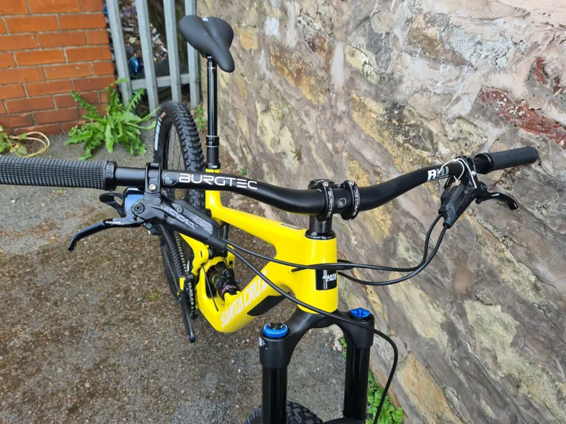 Santa Cruz Megatower C S Fox 38 Elite 29er Mountain Bike 2021 Yellow-2