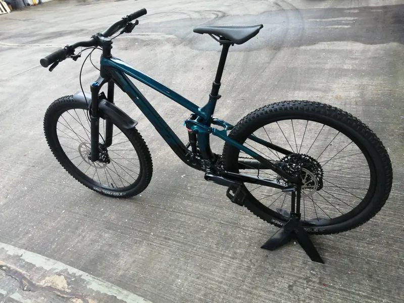 Second Hand Trek Fuel EX8 M/L Mountain Bike 2020 Blue/Black-1