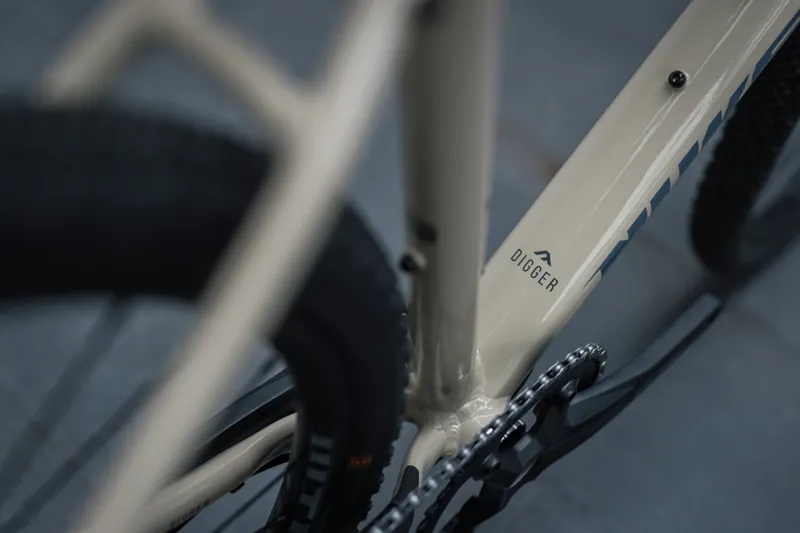 Nukeproof Digger Comp Gravel Bike 2023 Cookie Dough-2