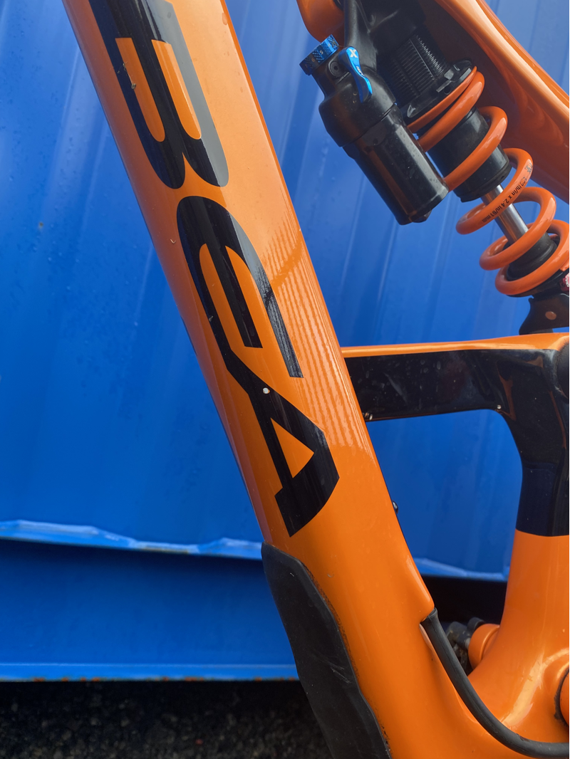 EXDEMO Orbea Occam M10 LT Medium Mountain Bike 2022 Orange-8