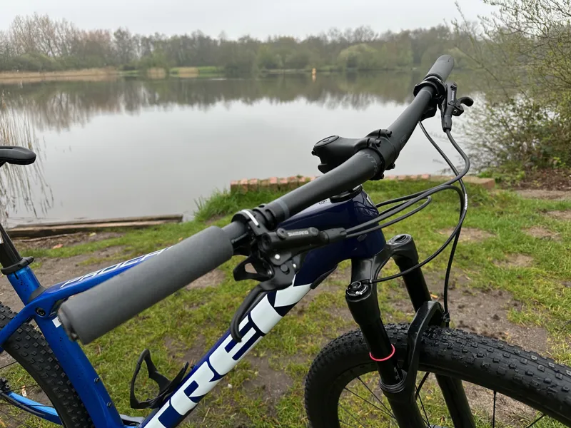 2ndHand Trek Procaliber 9.7 Large Mountain Bike 2022 Navy/Smoke-6