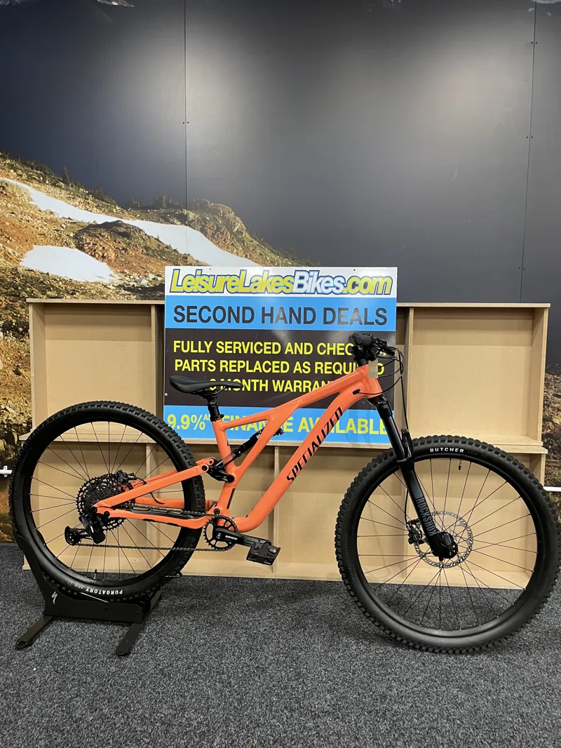 2nd Hand 22 Specialized Stumpjumper Alloy S3 2022 Satin Blaze/Black