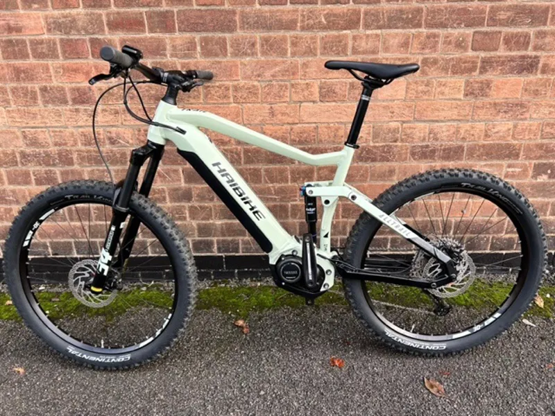 2nd Hand Haibike AllTrail 4 27.5 48cm Large 2022 Gloss/Honeydew/Black-1