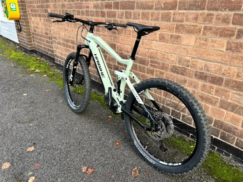 2nd Hand Haibike AllTrail 4 27.5 48cm Large 2022 Gloss/Honeydew/Black-9