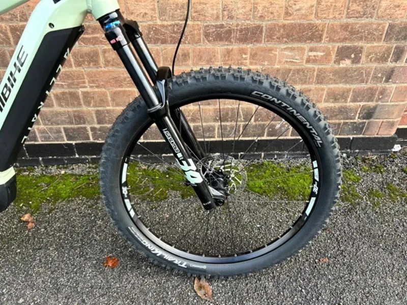 2nd Hand Haibike AllTrail 4 27.5 48cm Large 2022 Gloss/Honeydew/Black-3