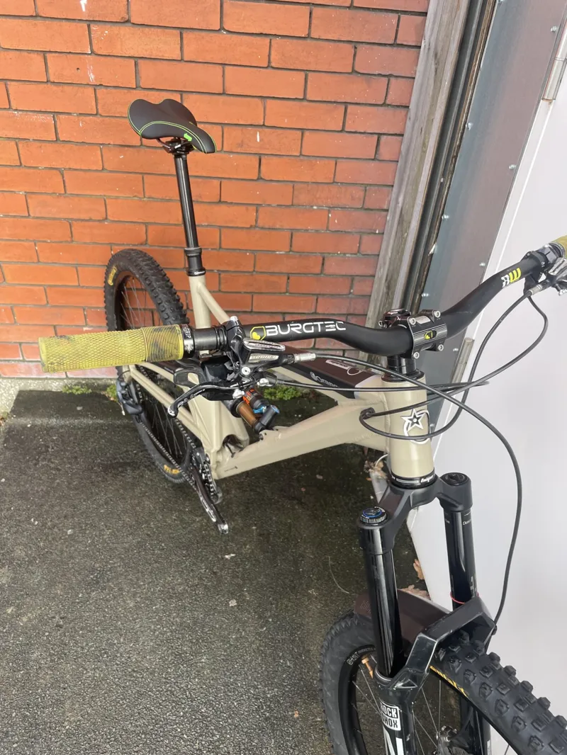 2ndHand Orange Alpine 6 XXL Mountain Bike 2021 Brown-2