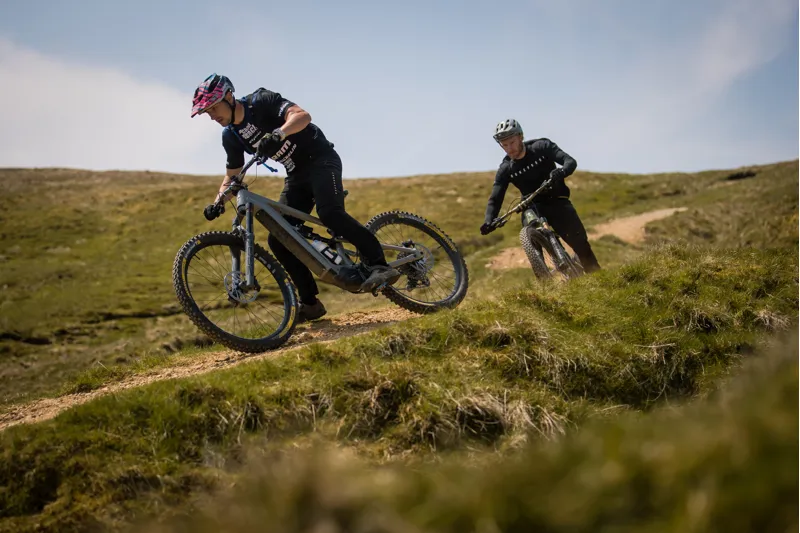 Nukeproof Megawatt 297 Factory Electric Bike 2021 Green-11