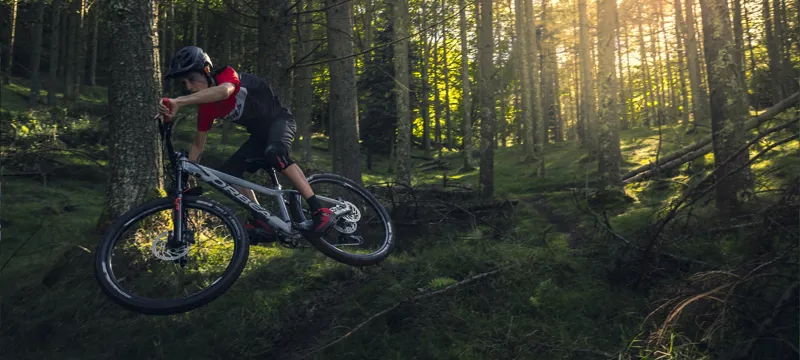 Orbea Laufey H20 20in Wheel Kids Mountain Bike 2022/23 Black/Rainbow-3