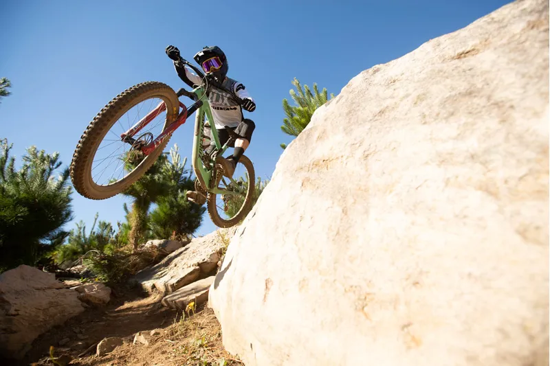 Santa cruz Megatower C XT Coil 29er Mountain Bike 2022 Storm Grey-9