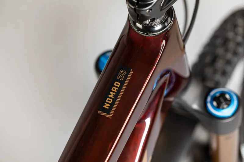 Santa Cruz Nomad CC X01 Coil 27.5 Mountain Bike 2022 Oxblood-1