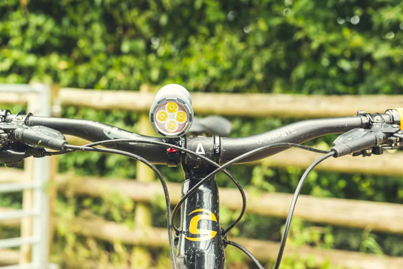 Exposure MaXx-D SYNC MK2 BT Remote and 35/31.8mm QR Bracket Front Light-1