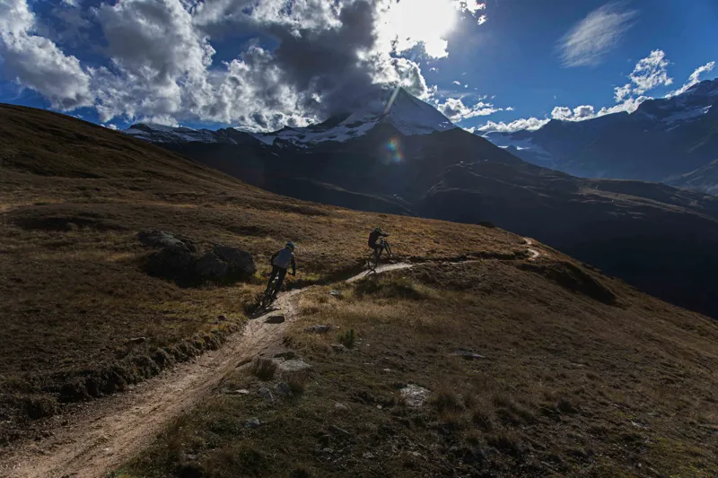 Nukeproof Giga 275 Comp 27.5 Mountain Bike 2021 Concrete Grey-9