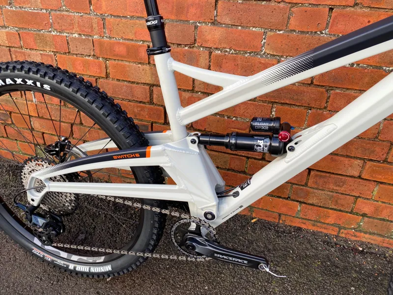 Orange Switch 6 Pro 29/27.5 Mountain Bike 2021 Smoke White-1