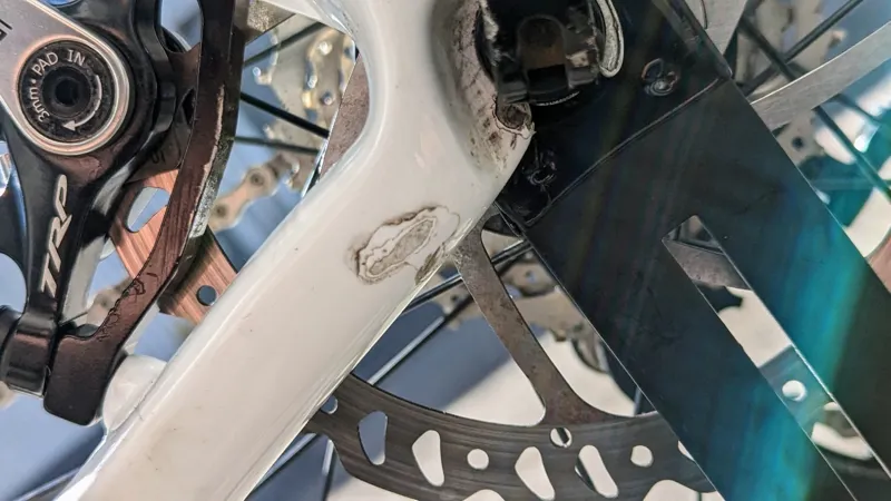 2ndHand Giant Defy 2 Large Road Bike 2016 White/Black-5