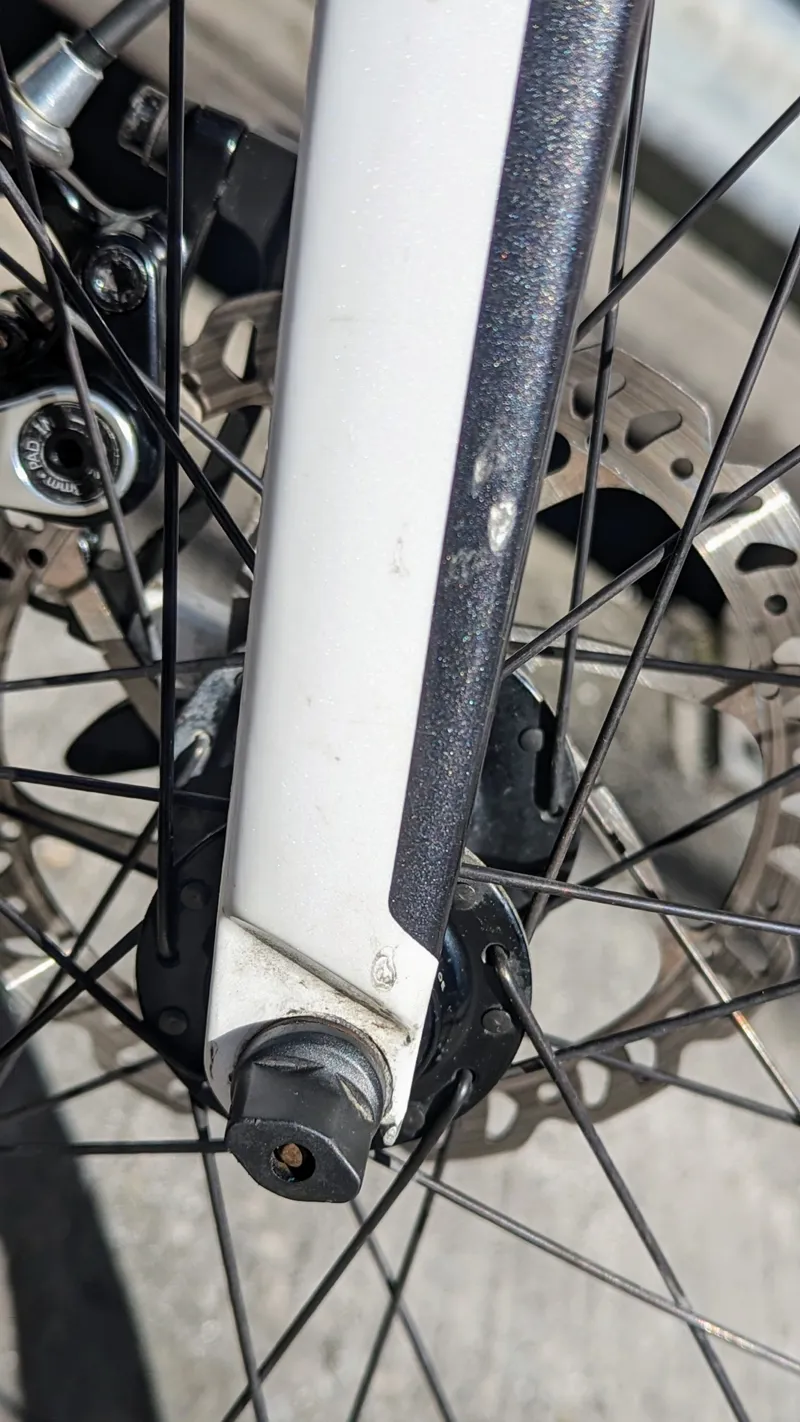 2ndHand Giant Defy 2 Large Road Bike 2016 White/Black-6