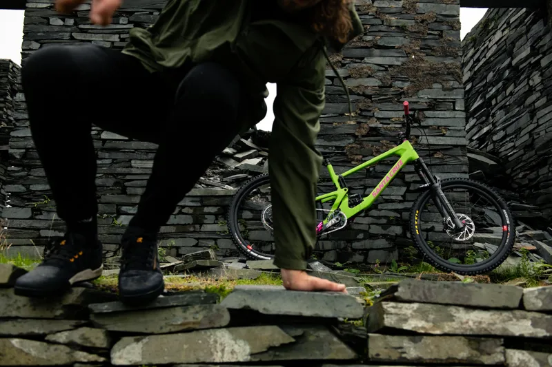 Santa Cruz Nomad C XT Coil 27.5 Mountain Bike 2022 Green Adder-4