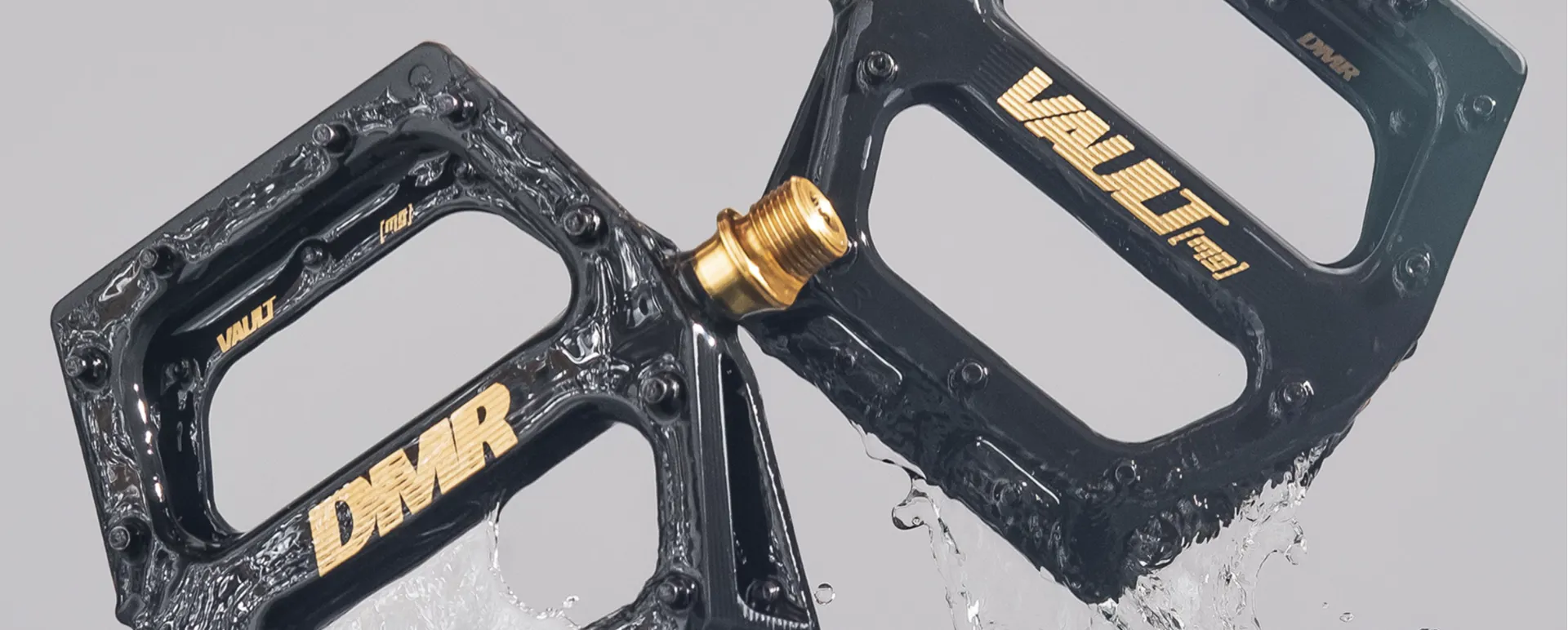 DMR Vault Mag SL Mountain Bike Pedals Black/Gold