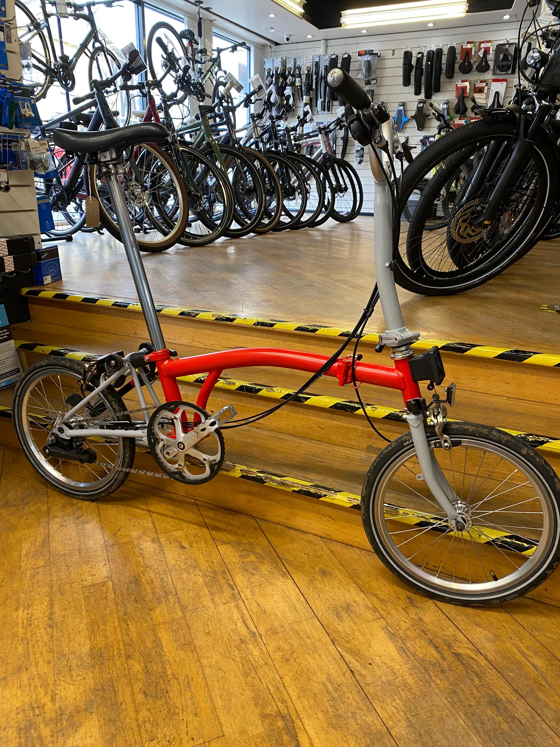 Second Hand Brompton M6L Universal 2017 Grey/Red