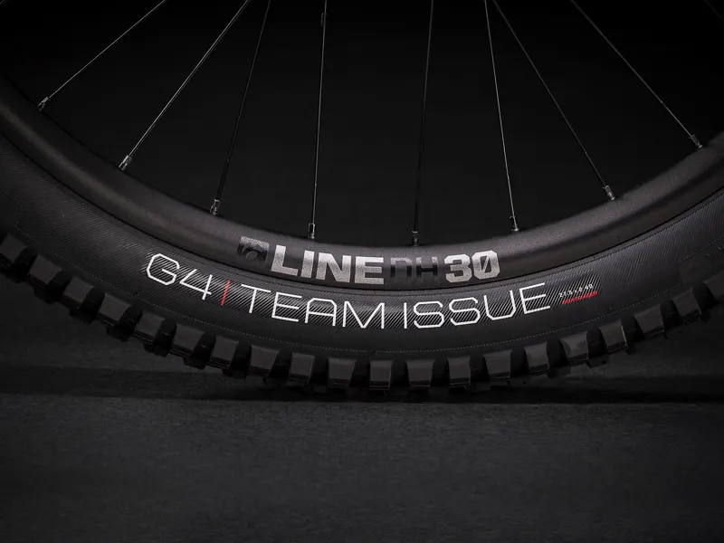 Trek Session 8 27.5 Downhill Bike 2021 Rage Red -8