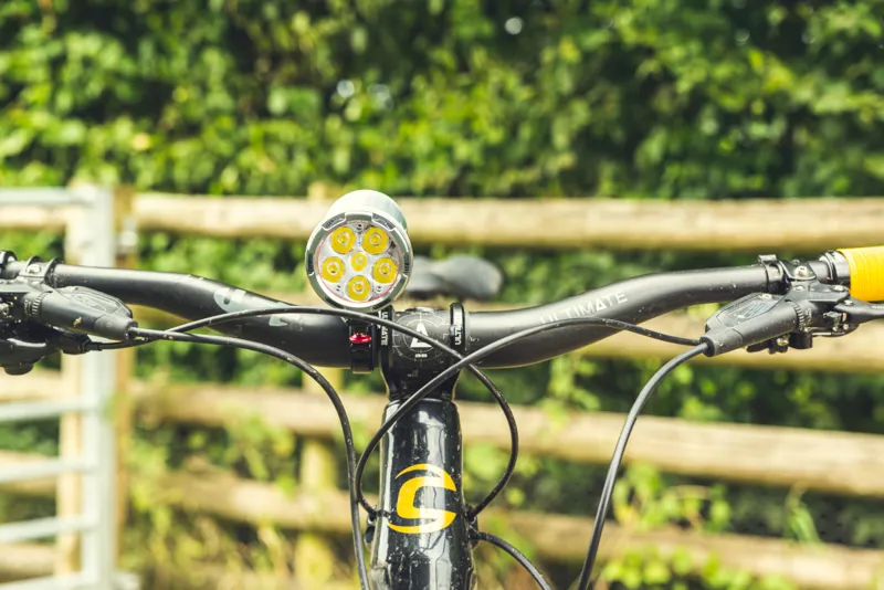 Exposure Six Pack SYNC MK2 / Diablo SYNC MK2 BT Remote and Brackets Front Light Set-1