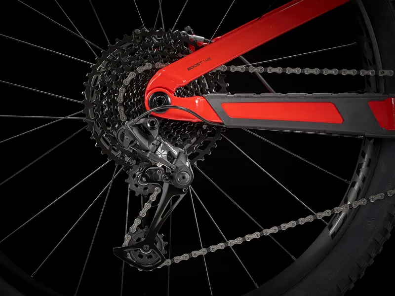 Trek Slash 7 29er Mountain Bike 2021 Gloss Radioactive Red/Black-2