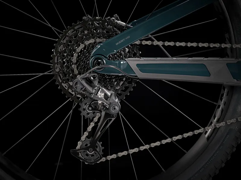 Trek Slash 7 29er Mountain Bike 2021 Teal /Nautical Navy Fade-3