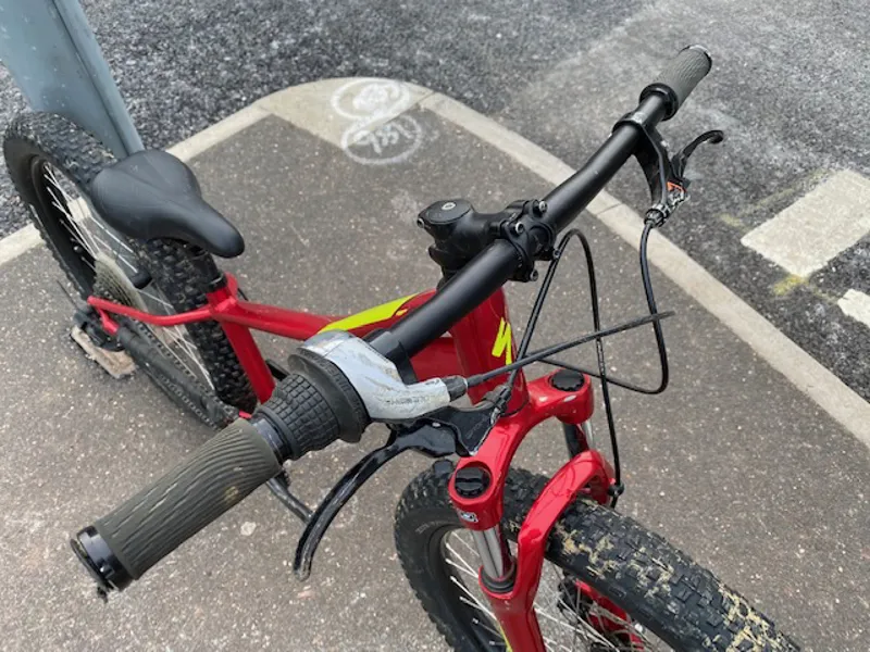 Ex Demo Specialized Riprock 24in 2019 Red/Hyper Green-1