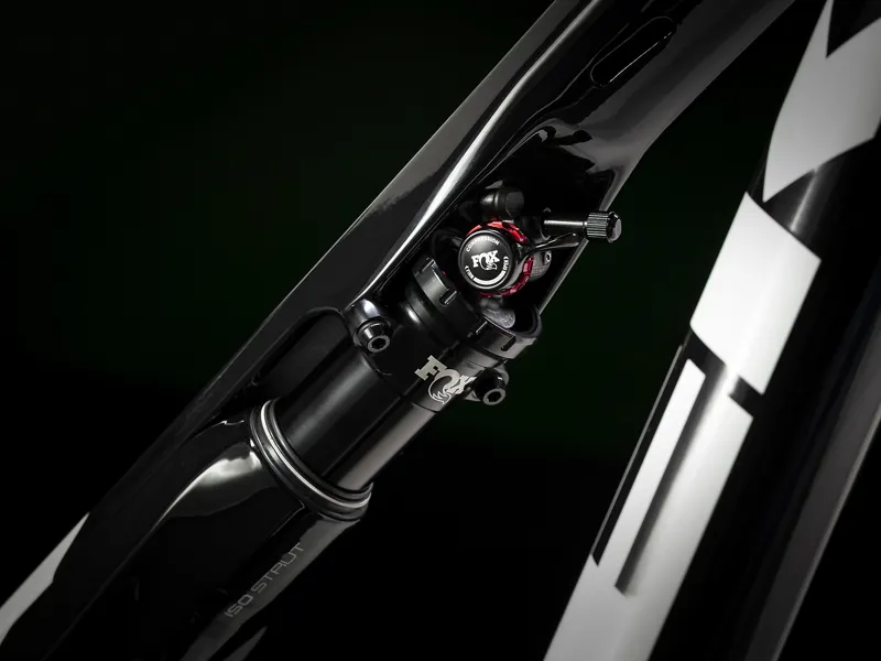 Trek Supercaliber 9.7 29er Mountain Bike 2021 Black/White-3