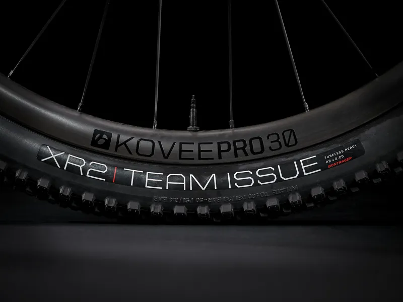 Trek Supercaliber 9.8 GX 29er Mountain Bike 2021 Red/Black-11