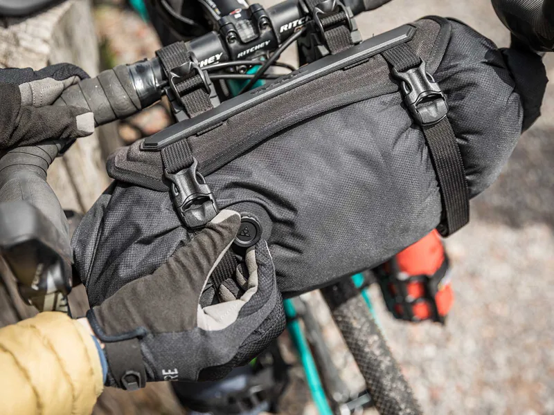 Topeak Frontloader Handlebar Bag Black-3