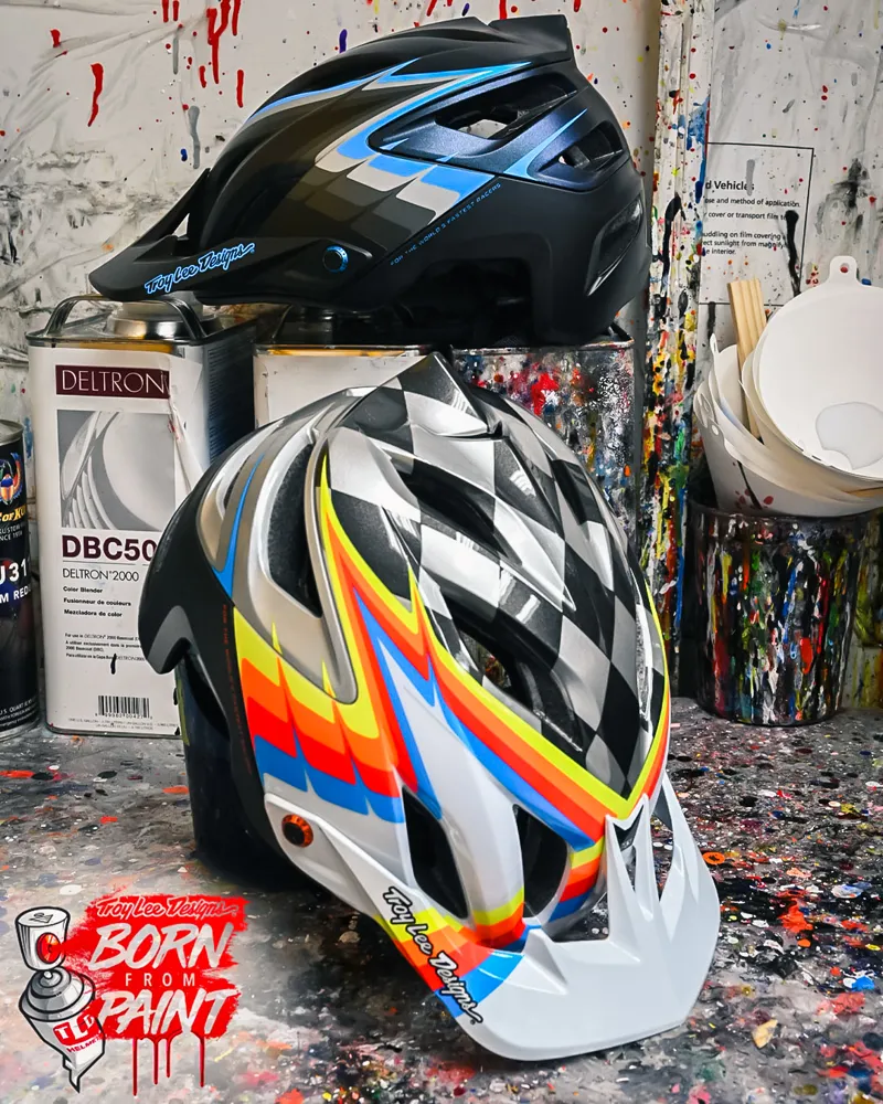 Troy Lee Designs A3 MIPS MTB Helmet Limited Edition Sideway Matte/Gloss  White/Grey
