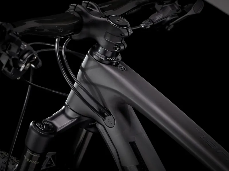 Trek Top Fuel 9.8 XT 29er Mountain Bike 2021 Raw Carbon/Voodoo Black-2