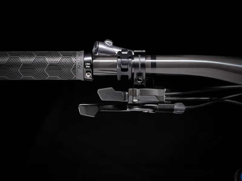  Trek Top Fuel 9.8 XT 29er Mountain Bike 2021 Red/ Carbon Smoke -2