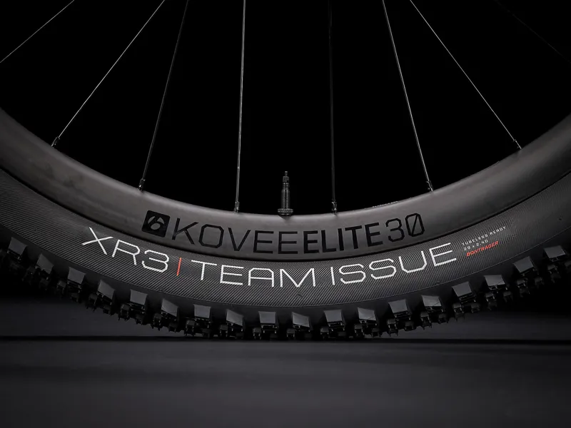  Trek Top Fuel 9.8 XT 29er Mountain Bike 2021 Red/ Carbon Smoke -3