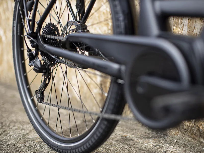 Trek Verve+ 3 Lowstep Electric Hybrid Bike 2021 Matte Black-5