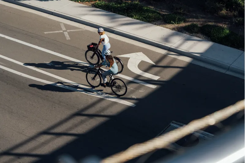 Specialized Turbo Como SL 5.0 Electric Bike 2021 Silver/Transparent-8