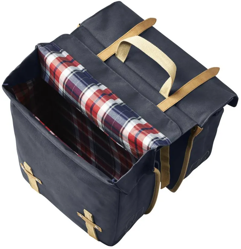 Basil Portland Slimfit Double 24L Bag Blue-1