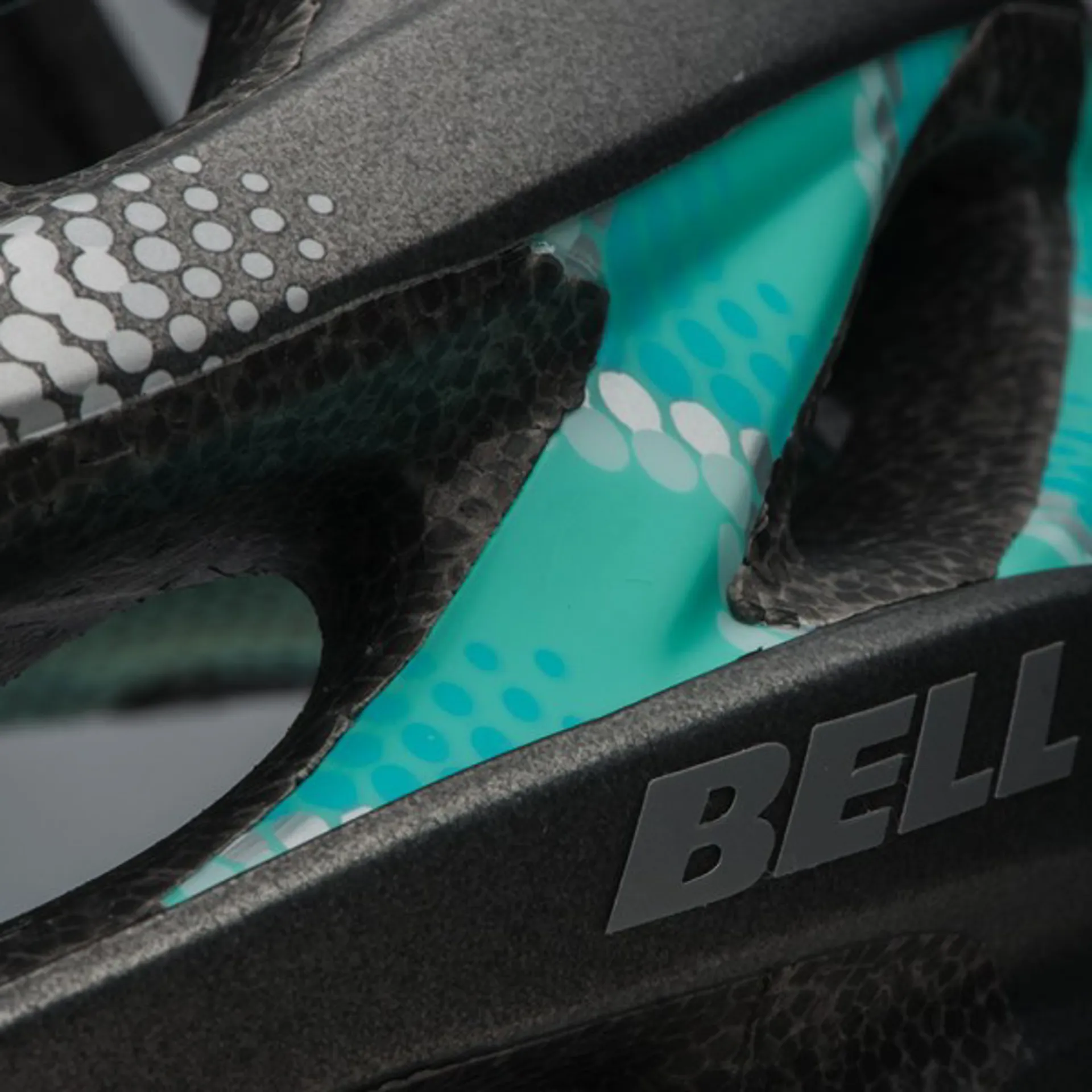 ama bell helmets Bell Race Star Explained | Pro-Level Safety & Features