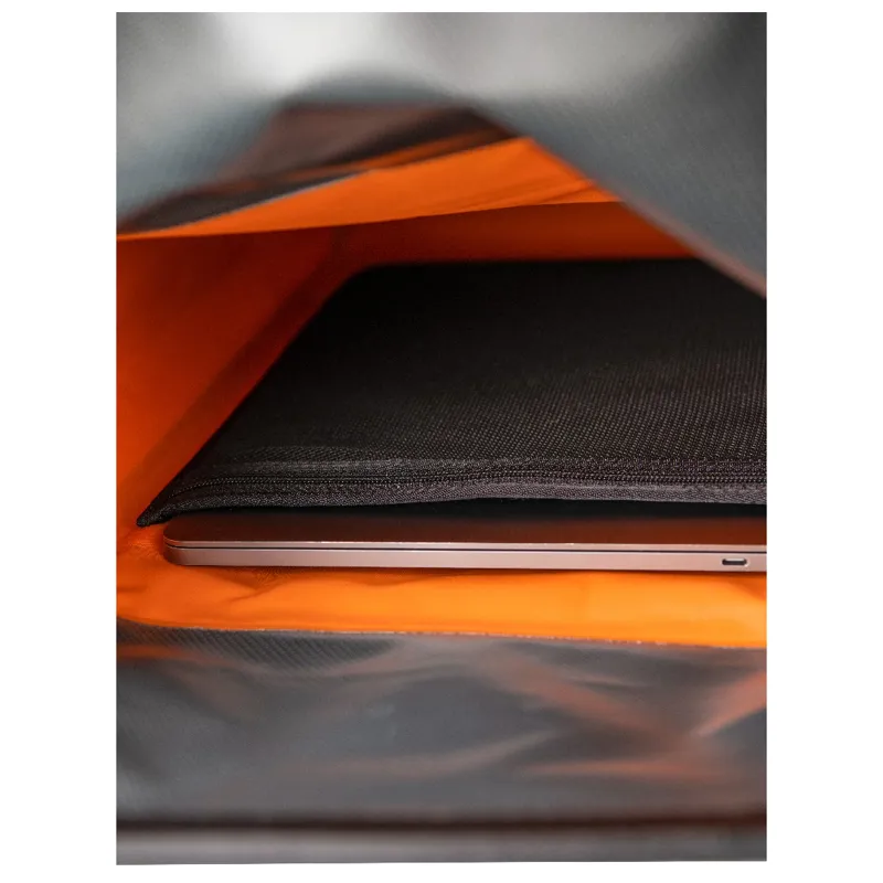 Brompton Borough Waterproof Backpack Bag with Frame 17L Graphite-5